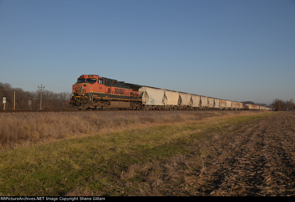 BNSF 986